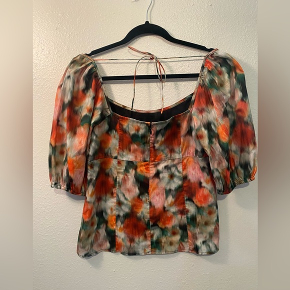 J. Crew  Squareneck Liberty Fabric Hazy Days Floral 100% cotton   Blouse Size 2‎ - Picture 3 of 6